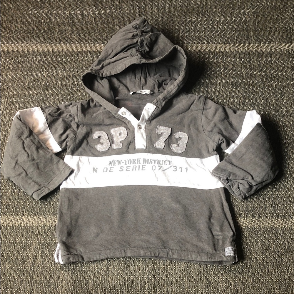 Kids' Gray Hooded Pullover Sweatshirt with White Stripe and Appliqué